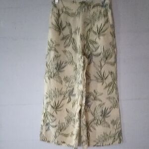 Bahari Linen Pants with Green Floral Design